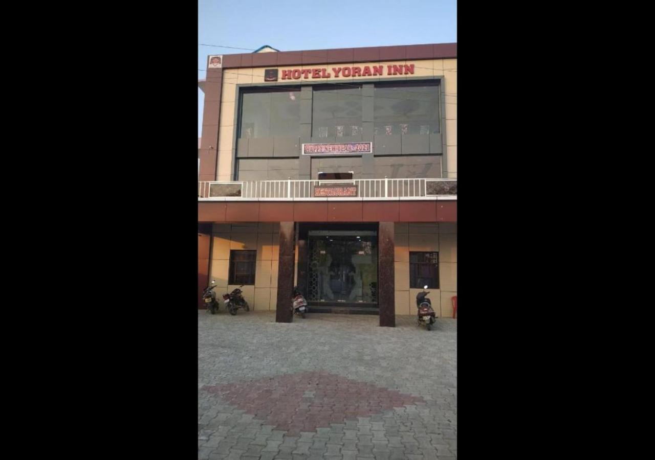 Hotel Yoran Inn & Restaurant By Wb Inn Sadabad Esterno foto
